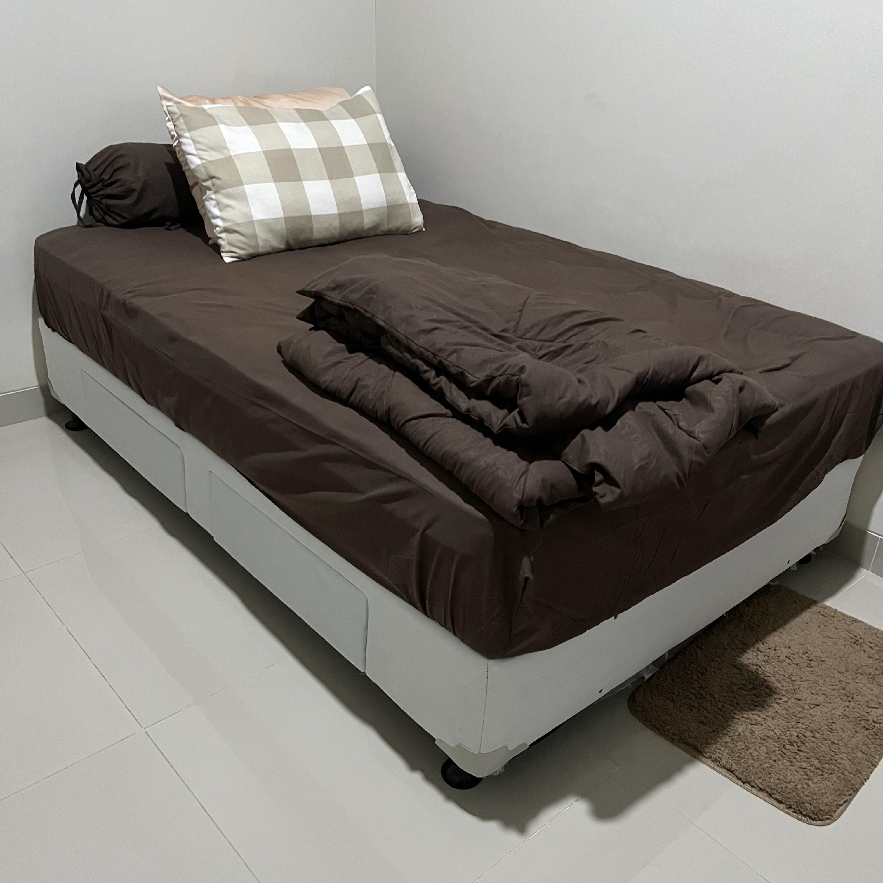 Dipan Divan Box Laci Tanpa Sandaran Kepala Rangka Tempat Tidur - Shop ...