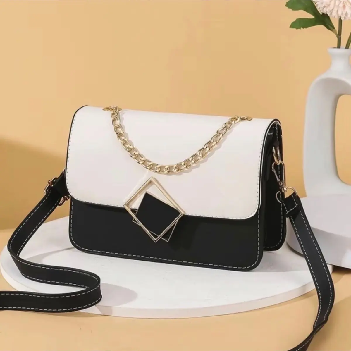 Túi xách nữ đeo chéo thời trang đi làm công sở khoá kinh