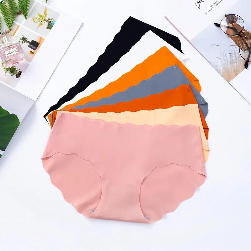 Women's Panties Ice Silk Seamless Underwear Female Briefs Underpants Invisible Intimates Lingerie One-Piece Mid Waist M-3XL For Ladies