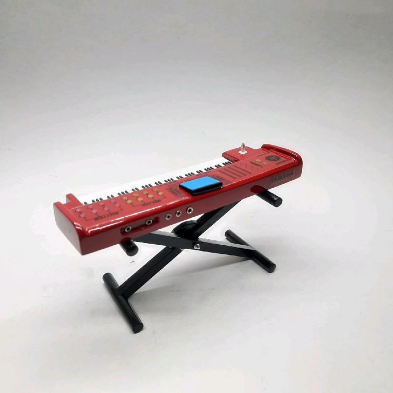 miniatur KEYBOARD skala.1 : 12 hiasan rak dinding rak kaca pajangam dekorasi rumah 2