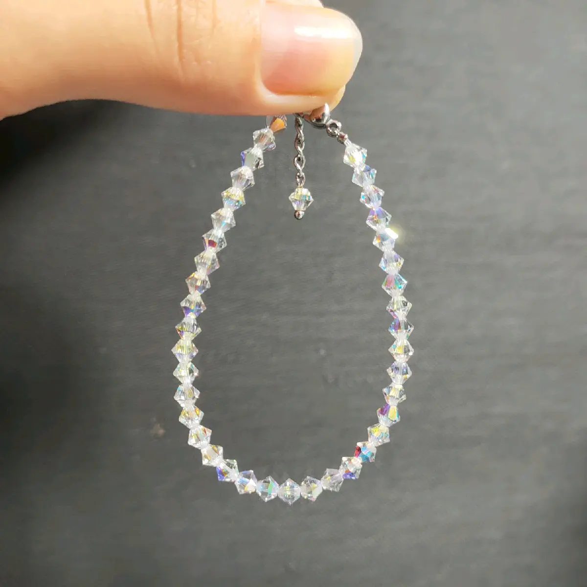 Vòng tay pha lê Swarovki hạt nón 4ly, 5ly, 6ly