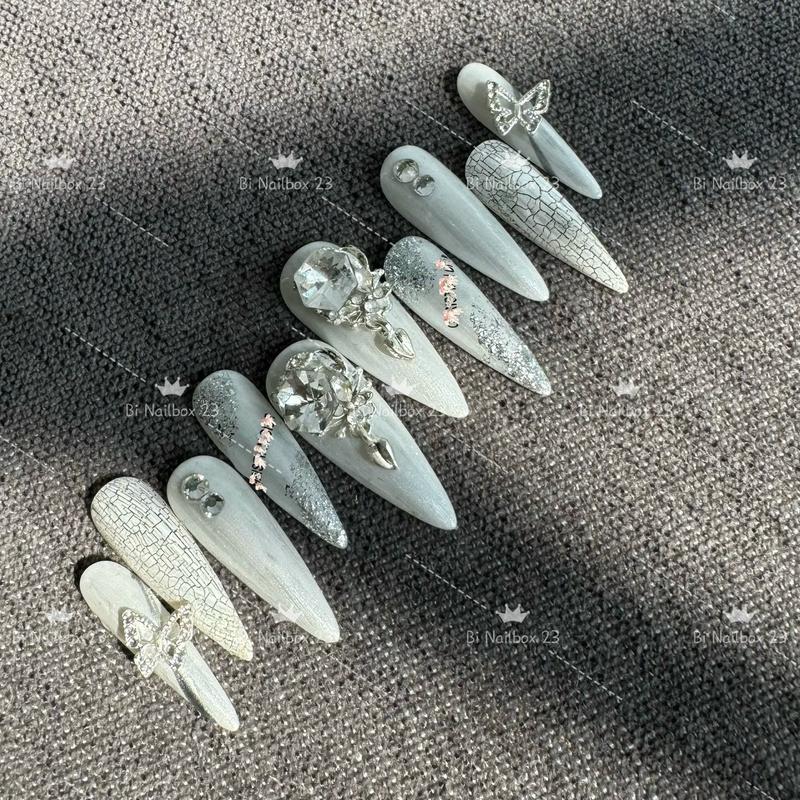 Mã 96 nailbox thiết kế màu trắng ánh trai