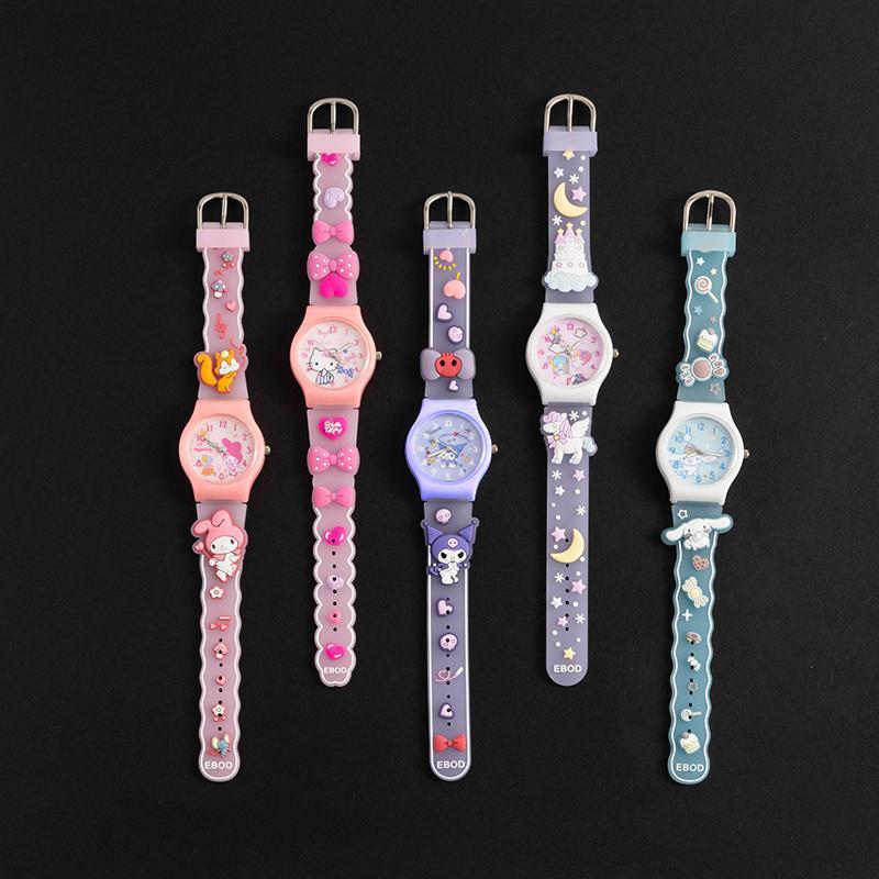 Product Introduction of Đồng Hồ Đeo Tay Trẻ Em, Họa Tiết 3D Sanrio, Cinnamoro Hello Kitty, Đồng Hồ Thạch Anh Chống Nước, Kuromi, Dây Đeo Đồng Hồ Silica Gel Hoạt Hình, Thích Hợp Làm Quà Tặng Trẻ Em 25