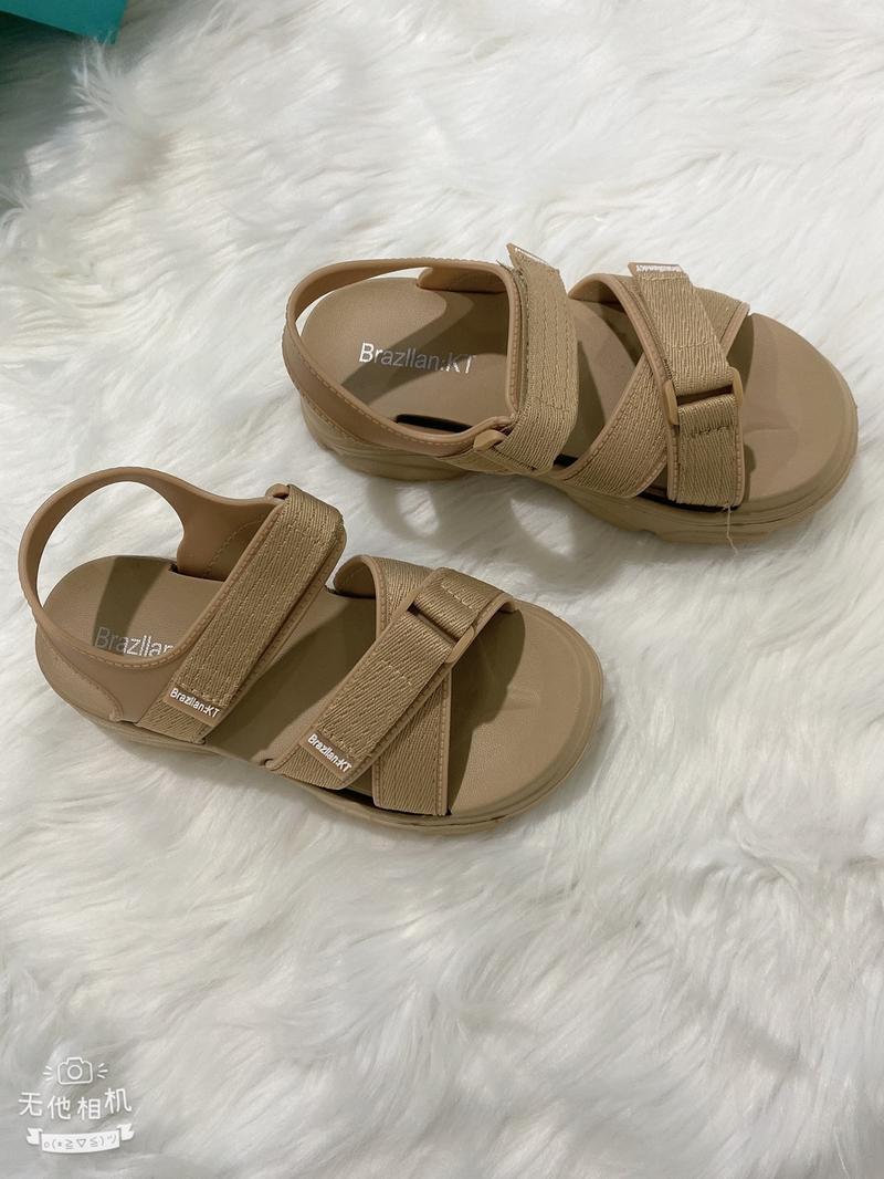 Product Introduction of Dép sandal hít hót: siêu nhẹ 3