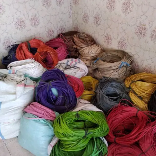 Tali Rotan Lesio Plastik Pipih 1Kg - Model dan Warna Sesuai Gambar
