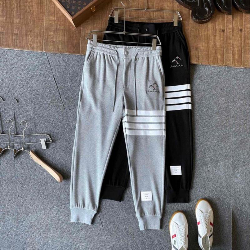 Product Introduction of Quần dài nam 4 sọc kẻ ngang thời trang 5 size 40-68kg,quan jogger ống bo thể thao mặc nhà tập gym chạy bộ - DTB 0
