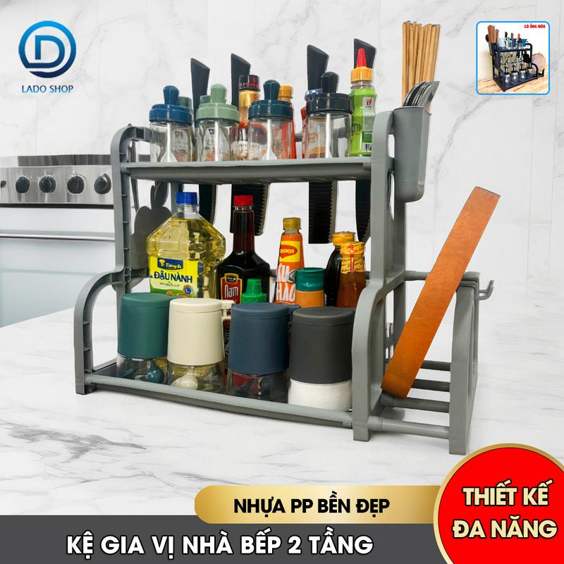 Kệ để gia vị nhà bếp 2 tầng đa năng có ngăn để thớt nắp nồi, ống muỗng đũa và móc treo, chất liệu nhựa PP bền đẹp