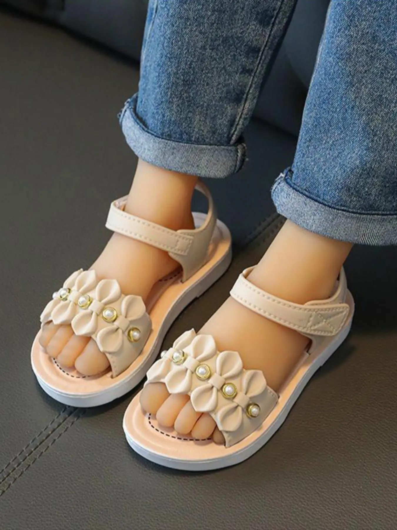 2024 New Style Faux Pearl Decorated Girls Sandals, Cute Elegant Non-slip Sandals for Summer, Sweet Soft Sole Sandals for Daily Indoor and Outdoor Wear