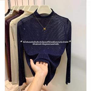 Áo nữ cổ lọ một nửa với trang trí lưới đính sequin, dáng ôm gọn, thời trang đa năng, phong cách mới cho năm nay.