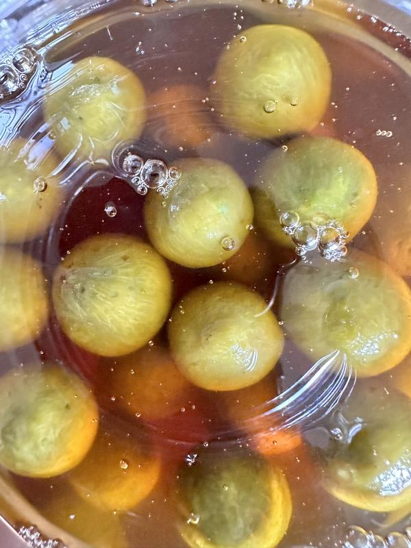 Sấu giòn ngâm đường chua ngọt lọ 1lít  Ăn Vặt Nhà Hân