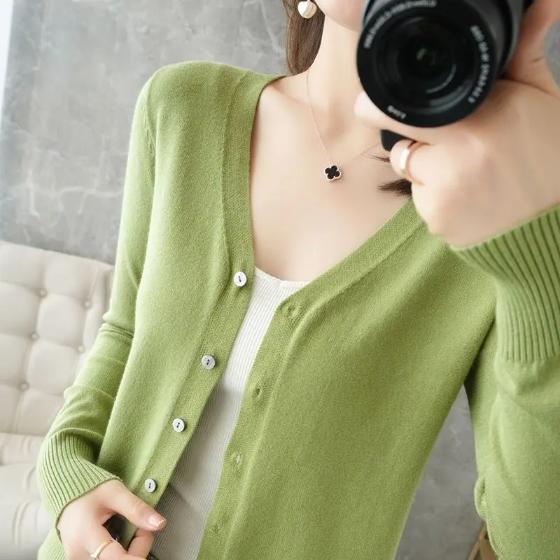 Knitted Cardigan Women's Sweater Coat Autumn and Winter New Outdoor Long Sleeve Loose Korean Style Fashionable Cardigan Top Grade Outerwear Knitwear Womenswear
