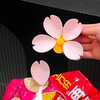 Gambar 5 IN 1  Bahan Makanan Klip / Klip Segel Sakura Sakura Magnetic Clip / Kertas Lucu Klip Buku Aesthetic Penjepit Segel Klip - 5 IN 1 dari FluffyHQ Kab. Tangerang 4 Tokopedia