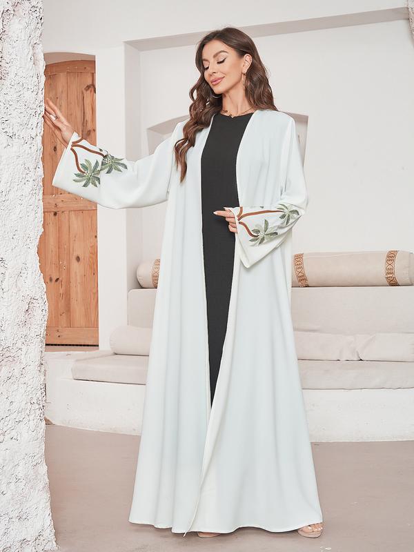 Product Introduction of Discount Factory 2024 New Middle East Muslim Clothing Fashion Elegant Cardigan Embroidered Dress Robe in Stock 10