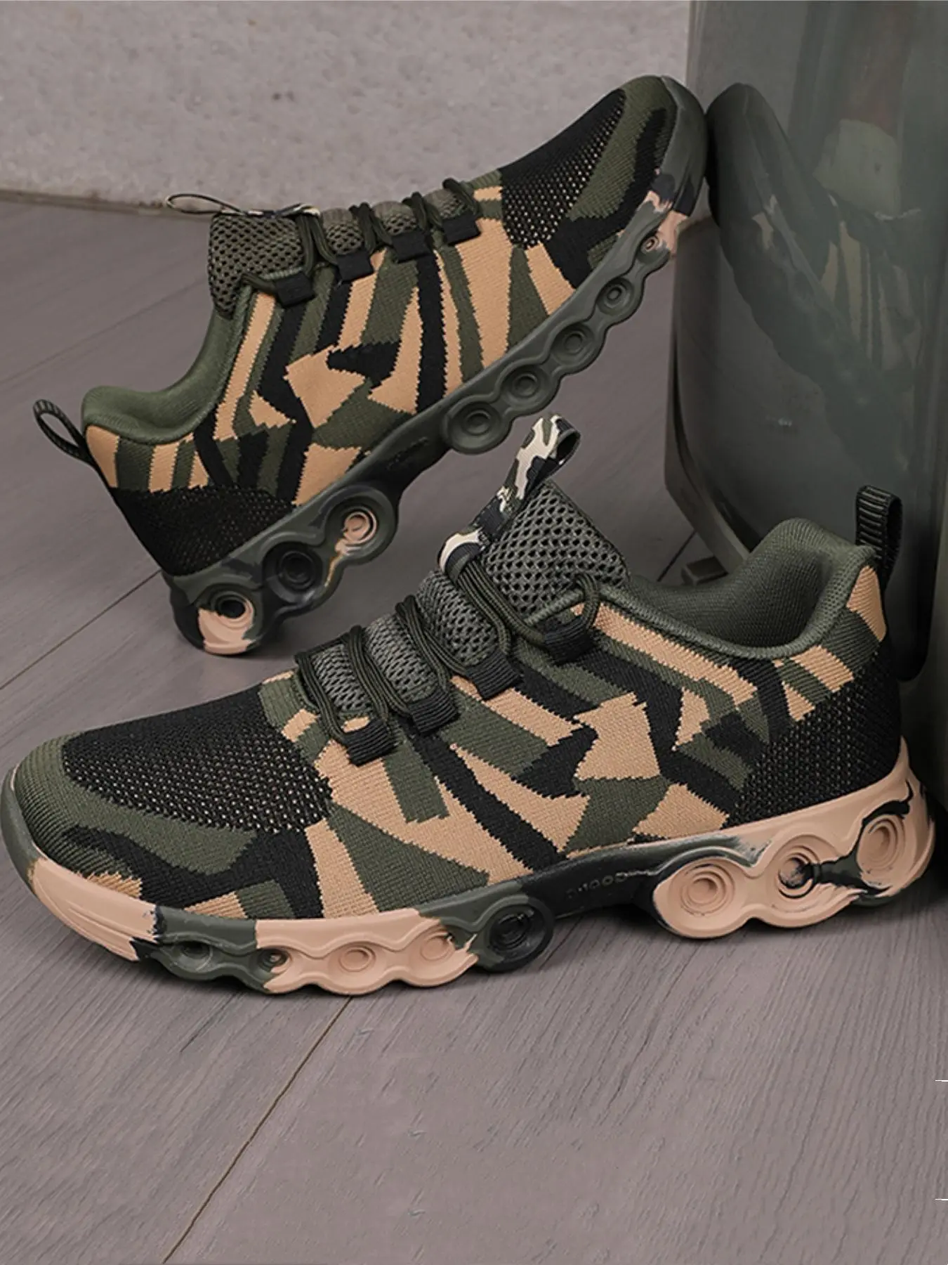 Men's Fashion Camo Print Lace Up Sneakers, Casual Breathable Comfortable Sports Running Shoes, Male All-match Round Toe Shoes for Daily Wear, Closed