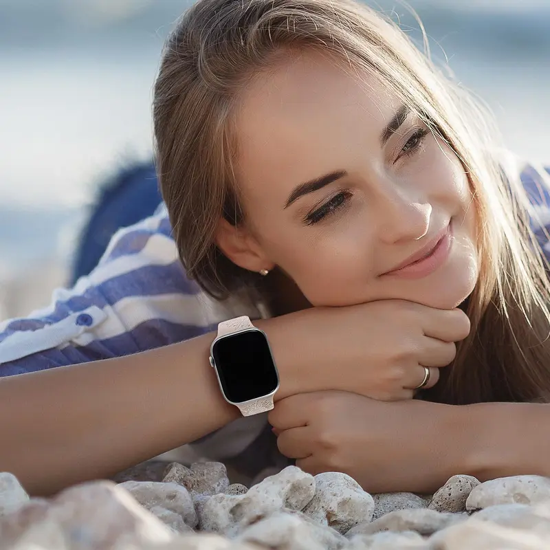 Sunflower Engraved Watch Band, Soft Floral Silicone Watch Band for iWatch Ultra Series 10 9 8 7 6 SE 5 4 3 2 1, Smart Watch Accessories, Wearable 6