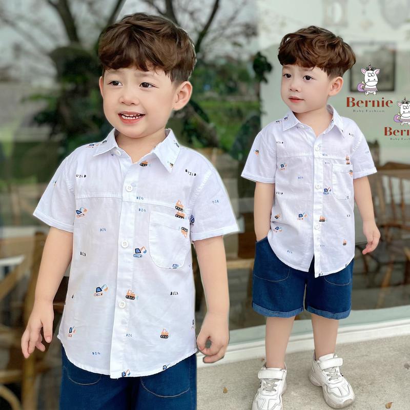 Bộ sơ mi cộc tay bé trai Bernie áo trắng in MÁY XÚC quần sooc jean cho bé 9-23kg - 1223B031 Có Cổ