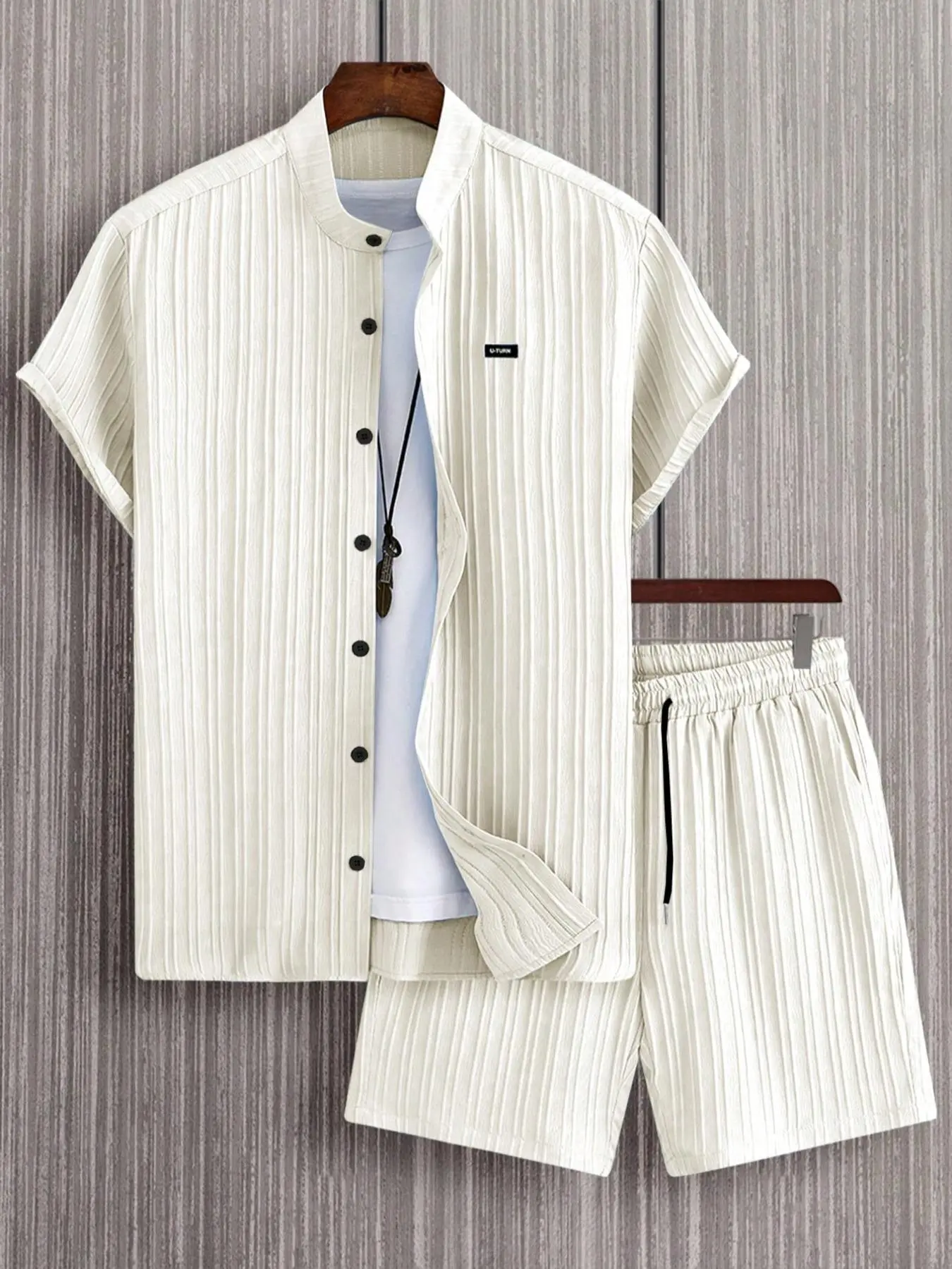 2 Counts Men's Plain Short Sleeve Two-Piece Set, Regular Fit Casual Letter Patched Button Front Stand Collar Shirt & Pocket Drawstring Waist Shorts, Menswear Clothing, Shortsleeve Suits, Outfits for Summer
