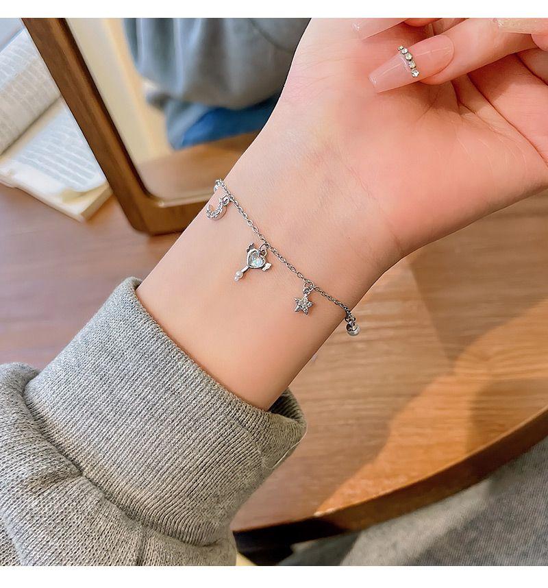 Product Introduction of South Korea New Fairy Temperamental Xingyue Pearl Bracelet Summer Versatile Internet Celebrity Same Style Accessories Hot Ins Style 1