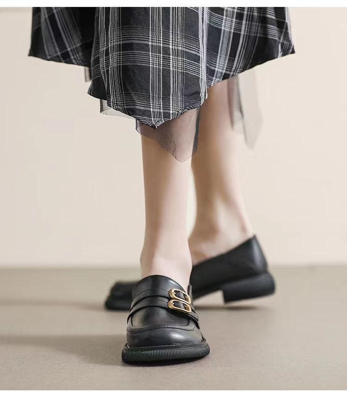 Product Introduction of Yue Chen Loafers Women's 2024 New Spring and Autumn British Style Black Low Heel Leather Shoe Soft Leather JK Pumps Spring 12