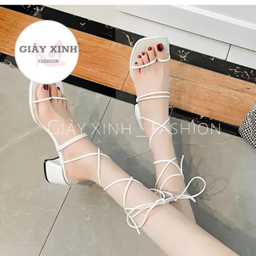 Giày cao gót nữ chiến binh, Guốc dây buộc chiến binh gót vuông 5 phân Mã S003