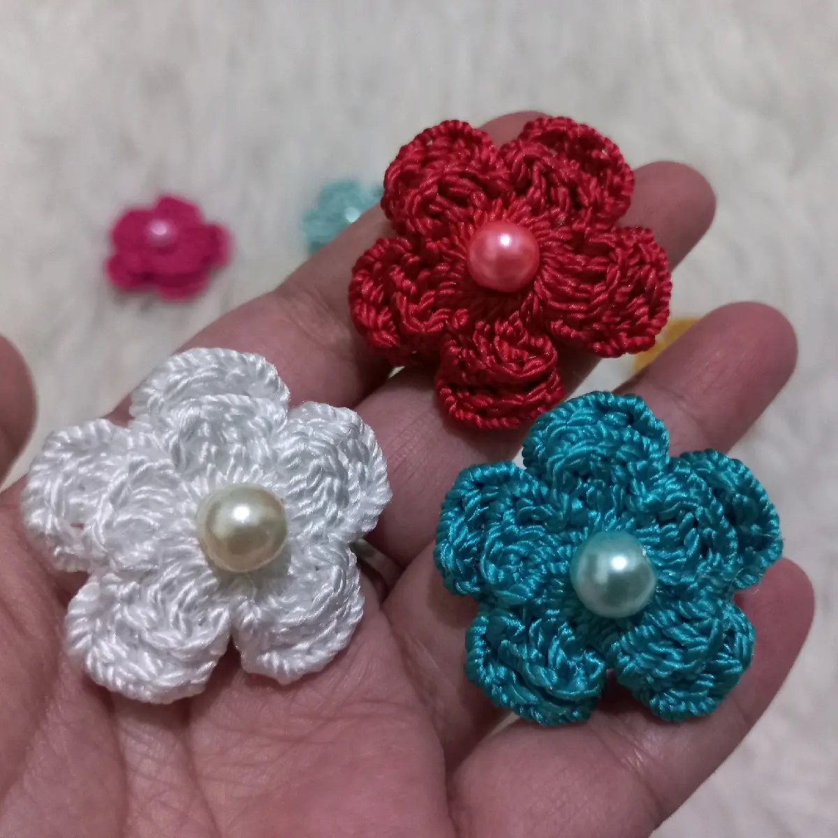 Bros Bunga Rajut Tumpuk isi 6 pcs