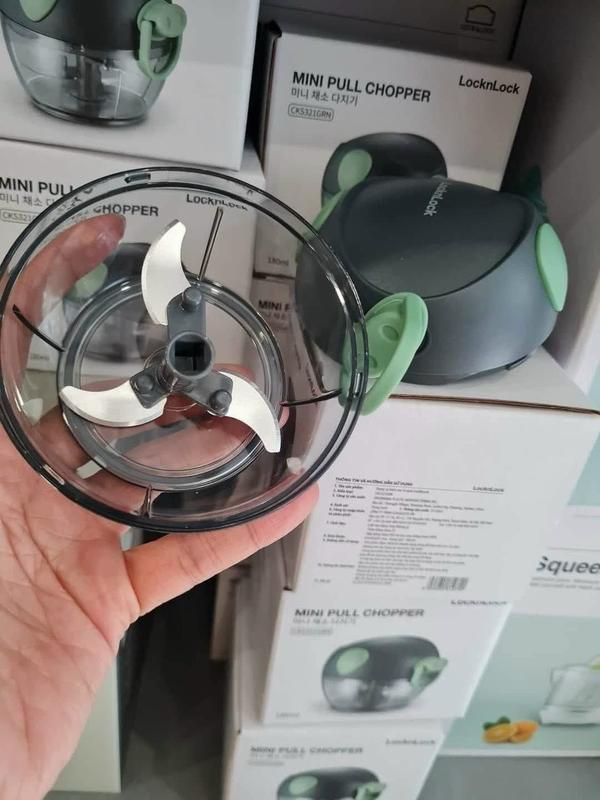 Dụng cụ xay tỏi ớt, xay đồ ăn dặm hình con heo cầm tay mini Lock&Lock‍‍ 4