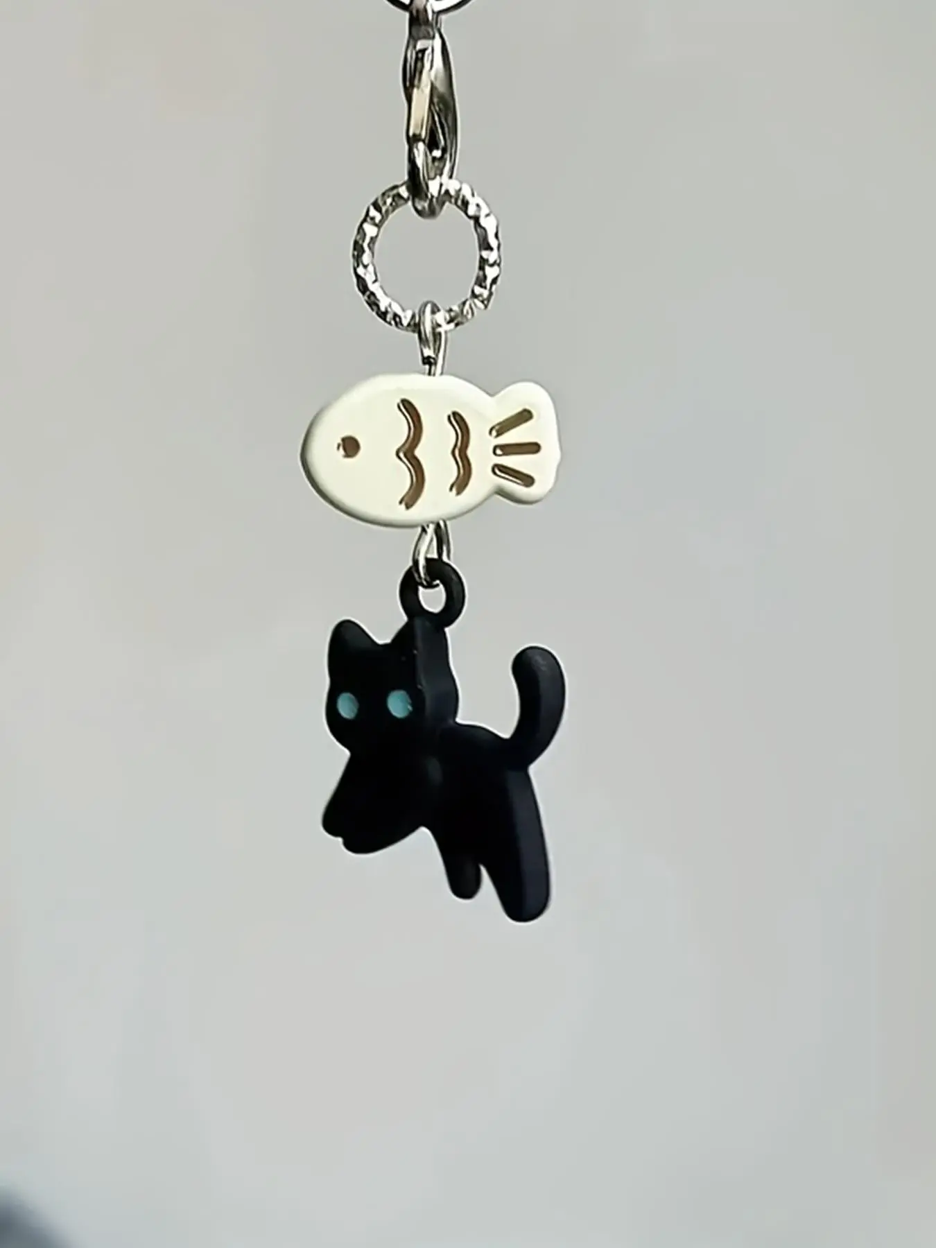 Cute Cat & Fish Design Keychain, Animal Shaped Pendant for Camera, Phone, Backpack, Fashion Accessories for Women & Men