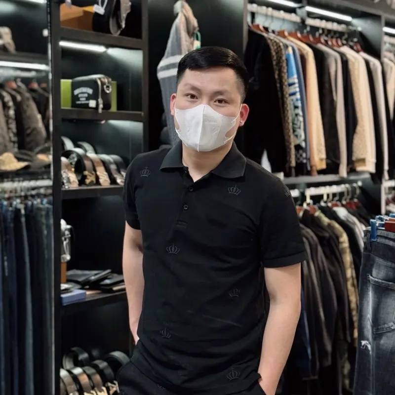 Áo polo dành cho nam đen trắng trong giỏ hàng