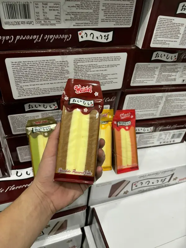 AVMC95- Thùng 2kg (20 bánh) - Bánh bông Lan  Tam giác Weisel Trà xanh - Socola - Dâu - Ăn sáng - Ăn vặt mẹ chi 95 Food Thức Ăn Cake Sô Cô La Chocolate 6