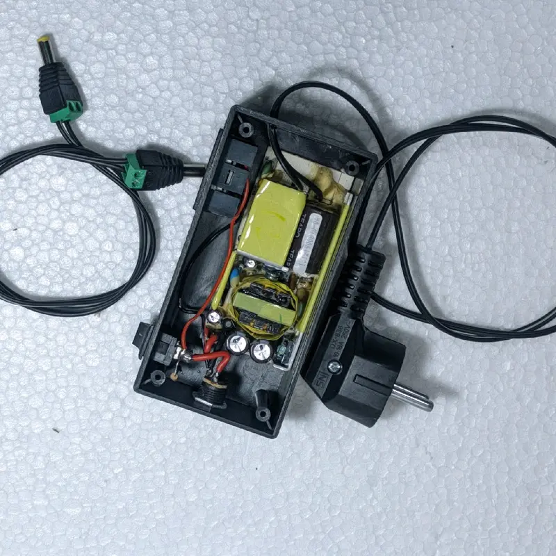 Adaptor 12v 3 Amper Full Tenaga 1