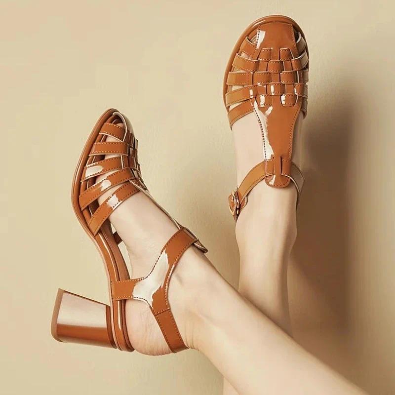 Product Introduction of Summer New Covered Toe T-strap Roman Gladiator Sandals Womens Hollow Mid Heels Solid Casual Buckle Shoes Sandalias 35-40 Walking Shoes Footwear Girl Comfort 3