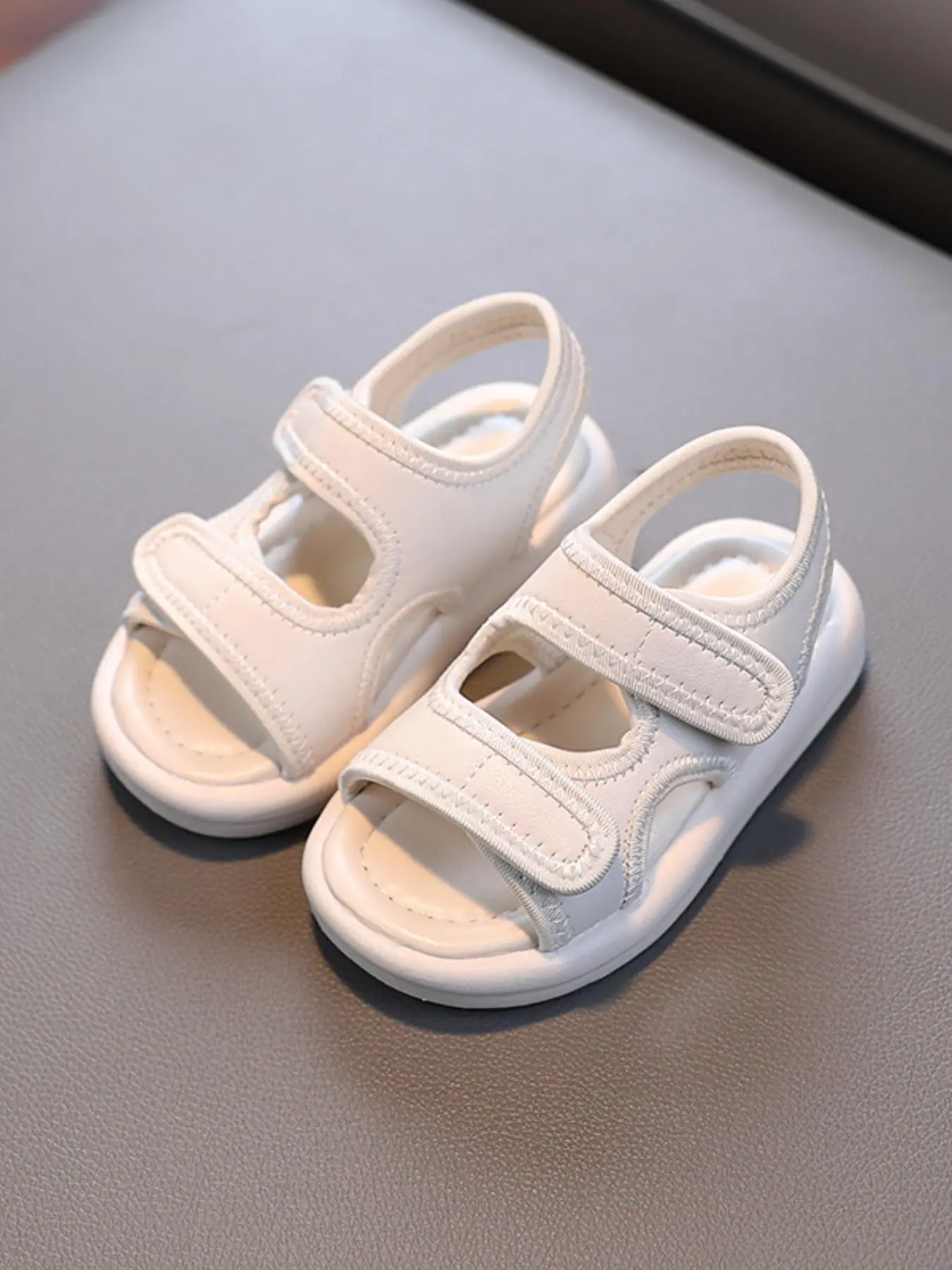 Toddler Boy's Solid Color Velcro Sandals, Casual Comfortable Non-slip Sandals for Summer, Lightweight Breathable Shoes for Daily Wear