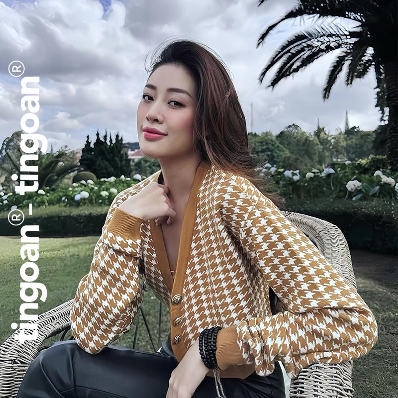 TINGOAN - Áo set len xù cardigan lửng tặng kèm quây kẻ nâu HAPPY MOOD CARDIGAN/YL