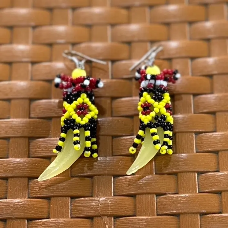 Anting Taring Manik Khas Dayak 0
