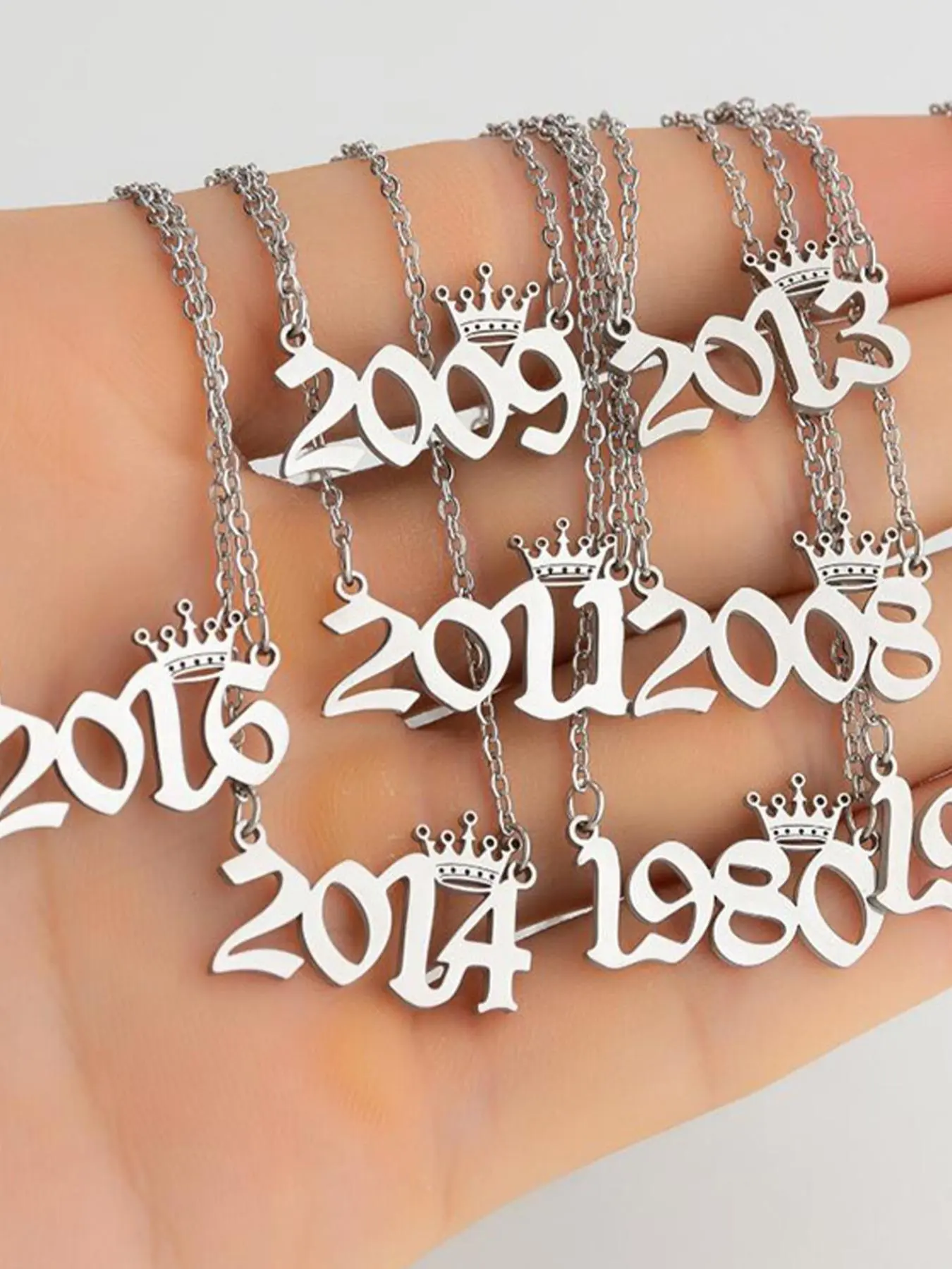 Fashionable Year Design Pendant Necklace, Number Design Pendant Necklace for Party, Daily Clothing Decor, Trendy All-match  Jewelry for Birthday Gift