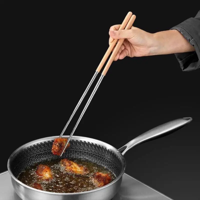 Set 2 đôi đũa chuyên xào nấu dài 40cm tay cầm gỗ cách nhiệt đầu đũa inox 304 an toàn tuyệt đối khi gặp nhiệt độ cao 1