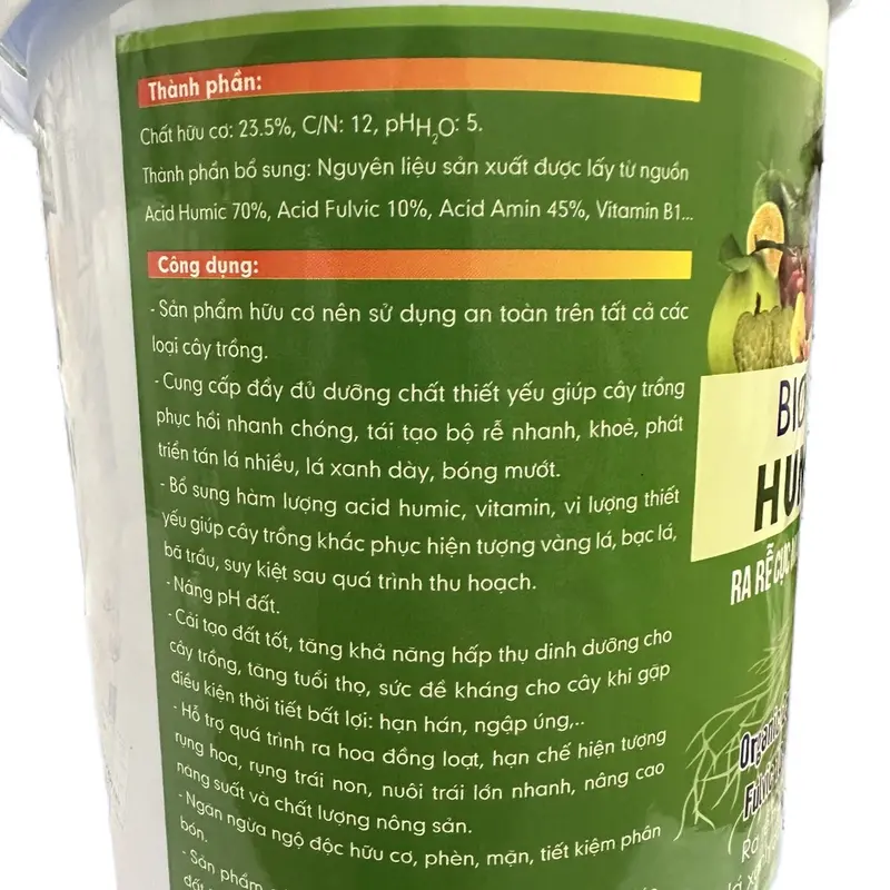 Phân bón hữu cơ BIO - SUPER HUMIC MỸ ( xô 3kg) giúp ra rễ mạnh - kéo đọt nhanh - lá xanh dày - nuôi trái hiệu quả. 1