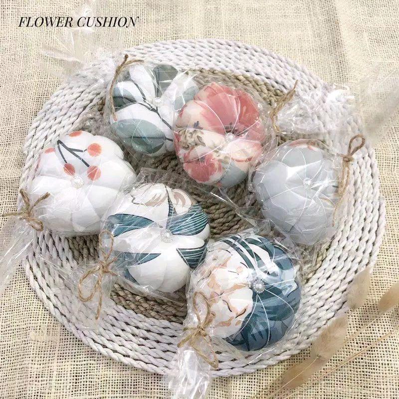 Pin Cushion tempat Bantalan Jarum Pentul 2