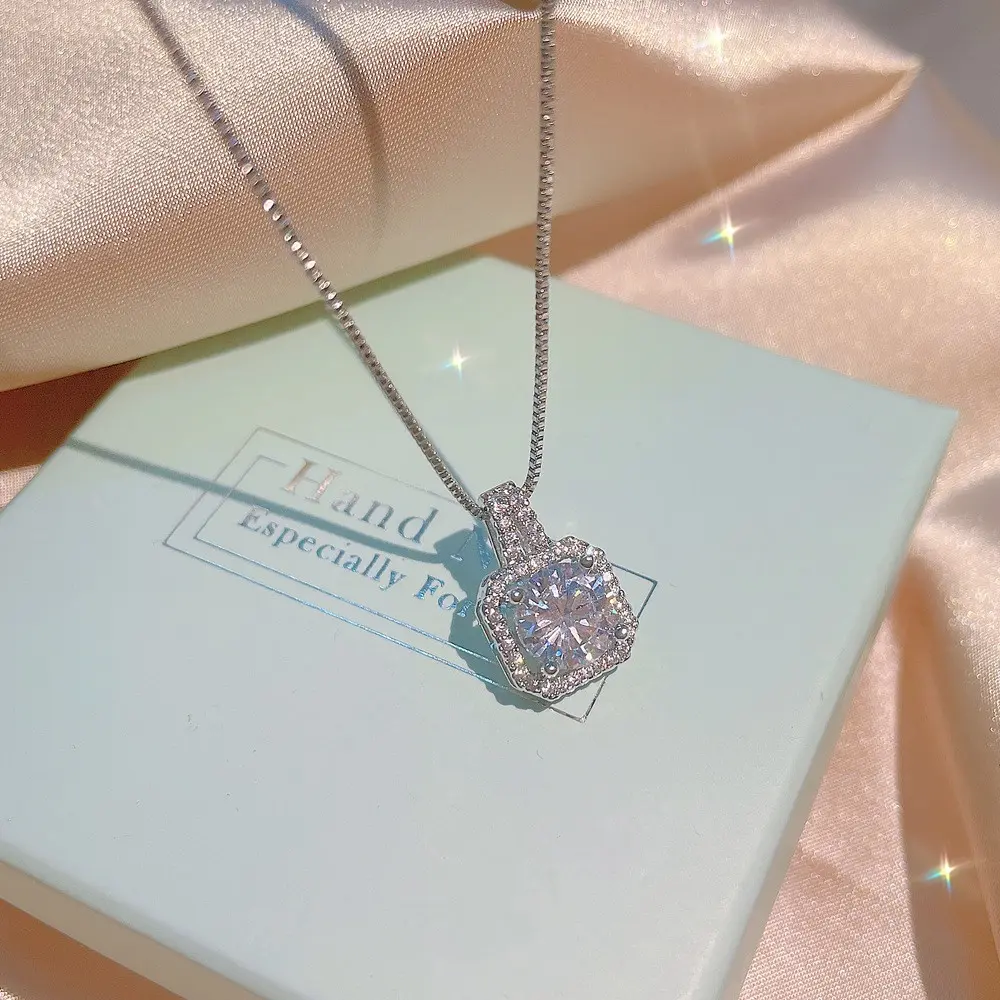 CHILI-DÂY CHUYỀN MẶT CHỮ A ĐÍNH ĐÁ CAO CẤP CHO PHÁI NỮ TS008 Women Trang Sức Jewelry Voi