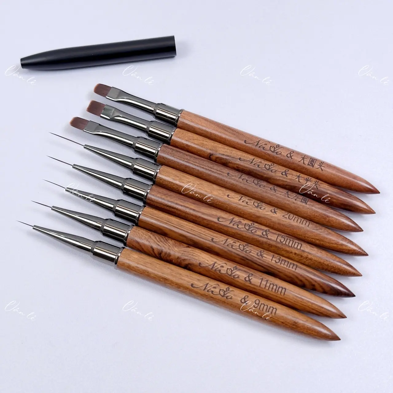 ￼Cọ niao vẽ nét cọ bản nail cán gỗ tròn Nail Móng