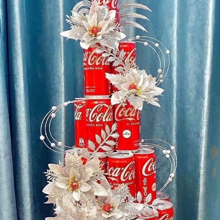 Sét hoa trang trí tháp nước ngọt ngày tết
