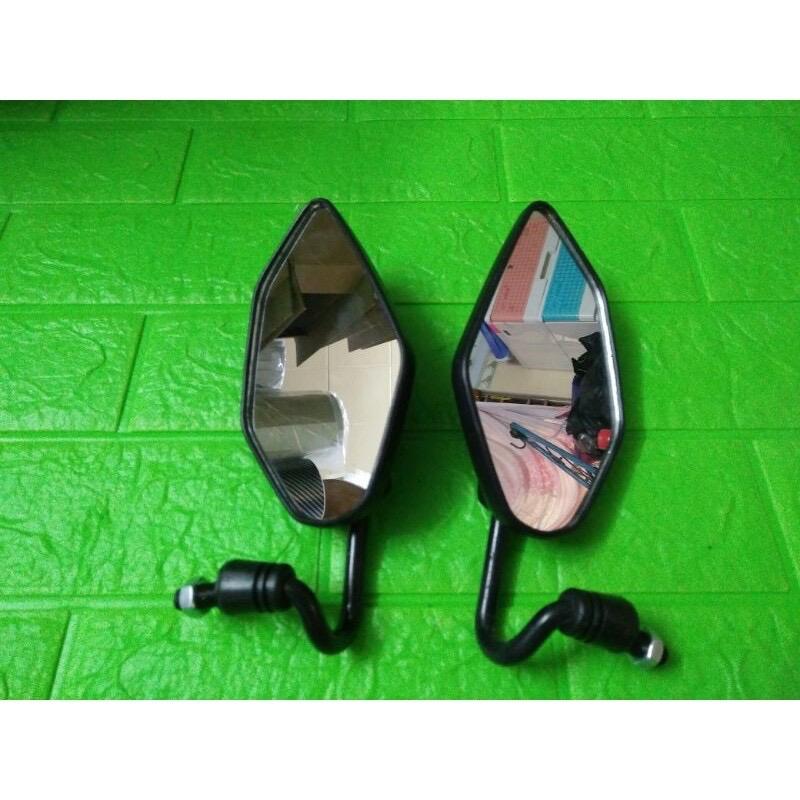  Bộ gương chiếu hậu Exciter cong hàng nhập Thái Lan chất lượng cao dành trang trí riêng cho dòng xe này bộ gương gồm                                                                                       2 cái màu sắc cực đẹp và bền Phụ Kiện 