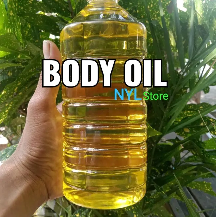 SILICON BODY MOTOR DAN MOBIL 1000ML.WAX GLOSY CAIR KUNING BENING EFEK DAUN TALAS DAN BERAROMA.UNTUK PENGKILAP BODY MOTOR DAN MOBIL .