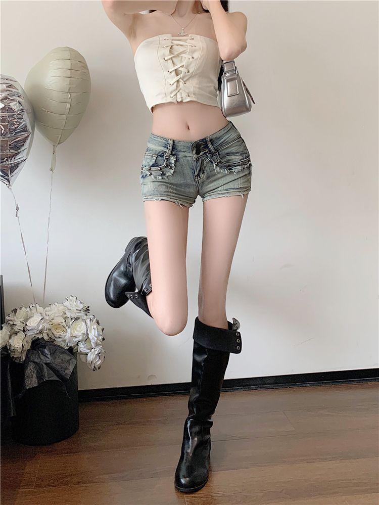 Product Introduction of Quần Short Denim Siêu Ngắn, Phong Cách Mỹ, Cạp Thấp, Dành Cho Nữ, Mặc Mùa Hè, Bó Sát Hông, Quần Hot, Màu Xanh Lam, Ôm Vừa Vặn, Quần Thẳng Gợi Cảm, Cô Gái Nóng Bỏng 8