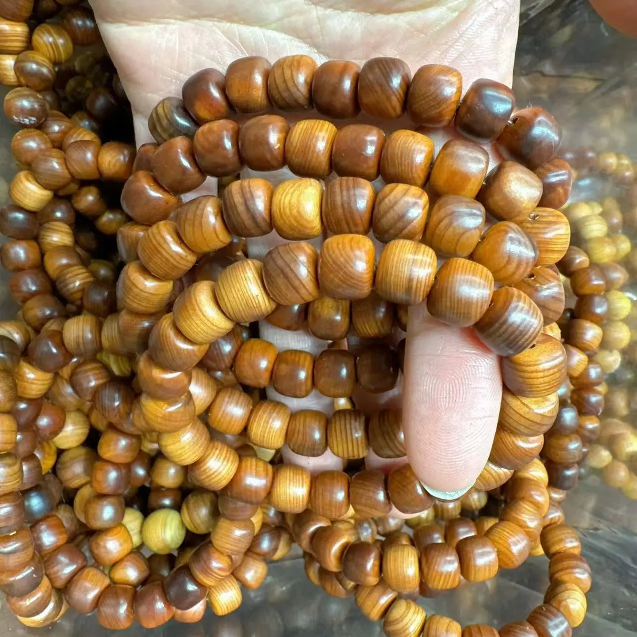 PSY Manufacturer Wholesale Source Taihang Cliff Cypress Bracelet High Oil Premium Handheld Bracelet Buddhist Prayer Beads Wenwan for Men and Women In Stock
