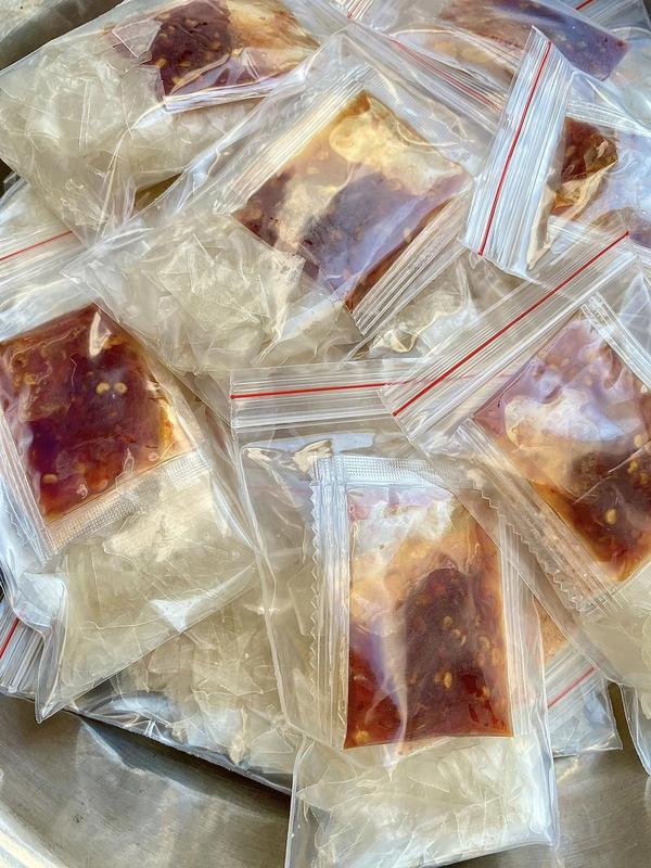 COMBO10,20,30 Bánh tráng mini dẻo sợi muối nhuyễn ỚT RIM siêu cay