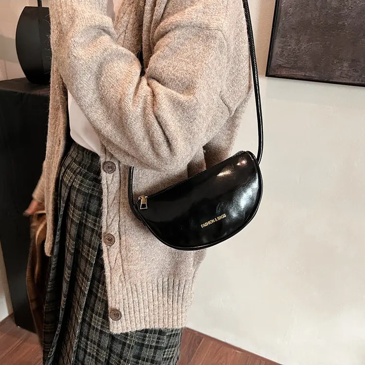 Túi Đeo Chéo Nữ, Phong Cách Cổ Điển Ins, Đơn Giản Và Dễ Phối Đồ, Túi Hình Bán Nguyệt Hợp Xu hướng Thường Ngày Thiết Kế Độc Đáo Thời Trang Phổ Biến Túi Đeo Vai, Thích Hợp Cho Phụ Nữ, Lý Tưởng Cho Các Tiệc Tùng, Đi Chơi Và Hẹn Hò Bag Tote 1