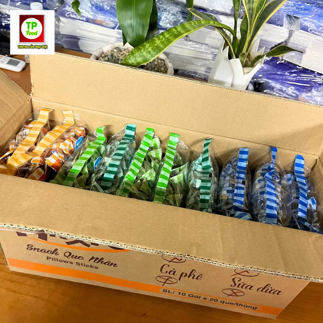 1 thùng 10 gói bánh que ăn zòn rụm thơm ngon hạt dẻ giật mình Snack Ăn Vặt