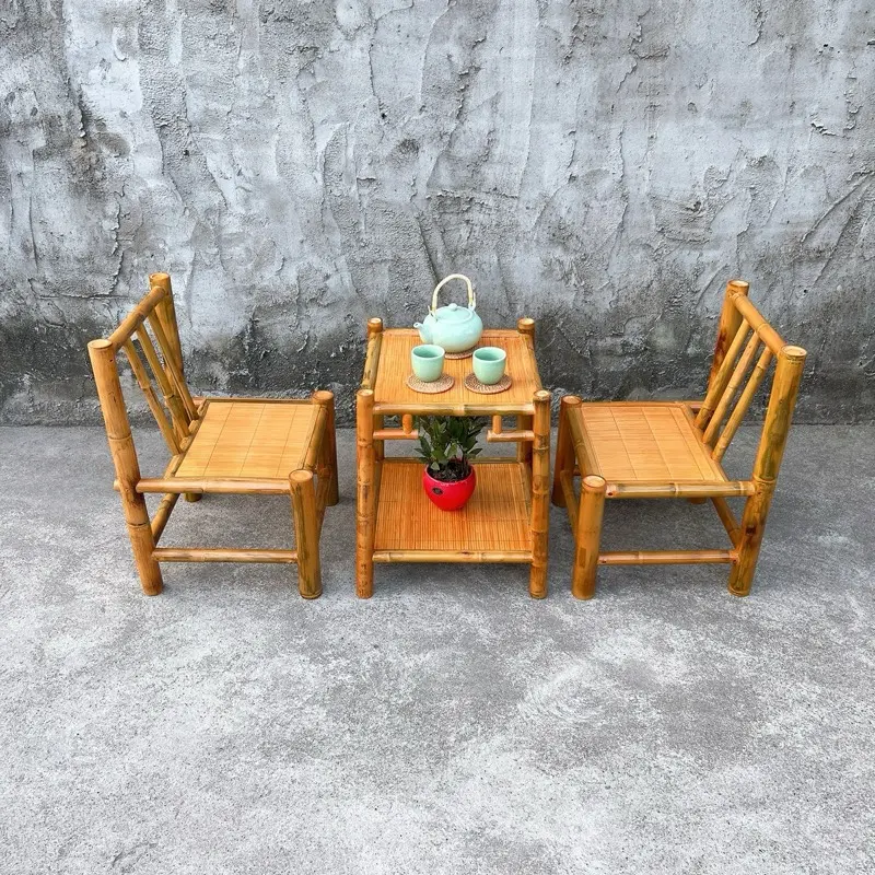 Bộ bàn trà 2 ghế bằng tre, thiết kế ghế dựa lưng, nhỏ gọn phù hợp không gian sân vườn , góc nhà hoặc hiên nhà. 1 bộ gồm bàn và 2 ghế 8