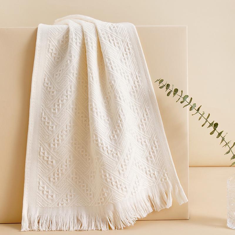 Product Introduction of Boho Style Geometric Pattern Towel, 2 Counts Soft Absorbent Towel, Hand Towel for Bathroom Kitchen Hotel Spa Farmhouse Guest 5